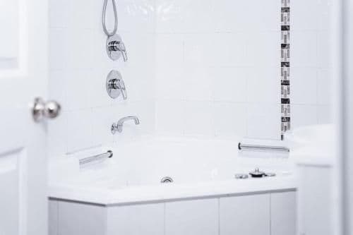 Daylesford Apartment with Spa Bath