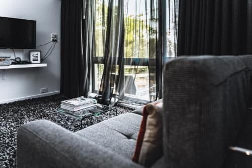 Trentham Studio with Spa Bath