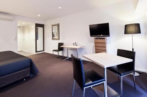 King Executive Suite