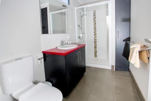 Two-Bedroom Cottage - Kingfisher
