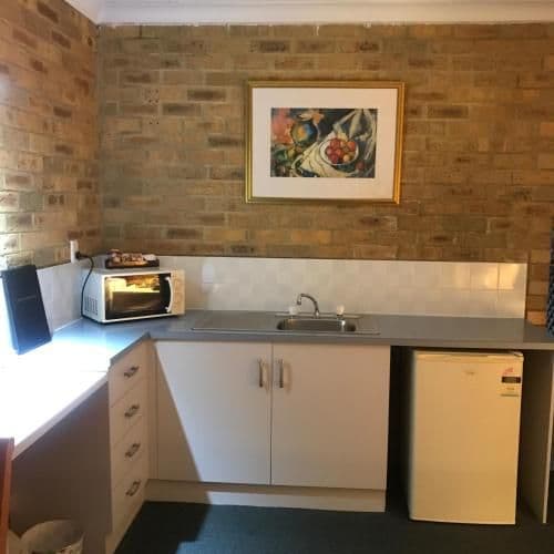 Large One-Bedroom Apartment