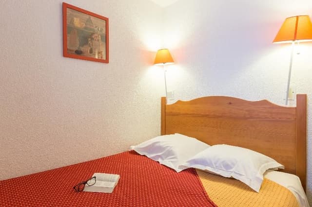 APARTMENT CAPACITY 4