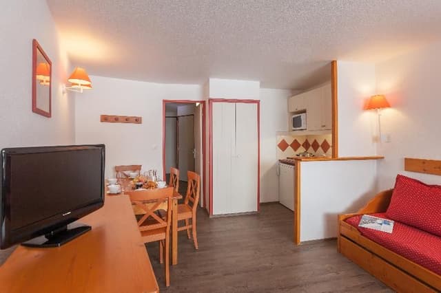 APARTMENT CAPACITY 6