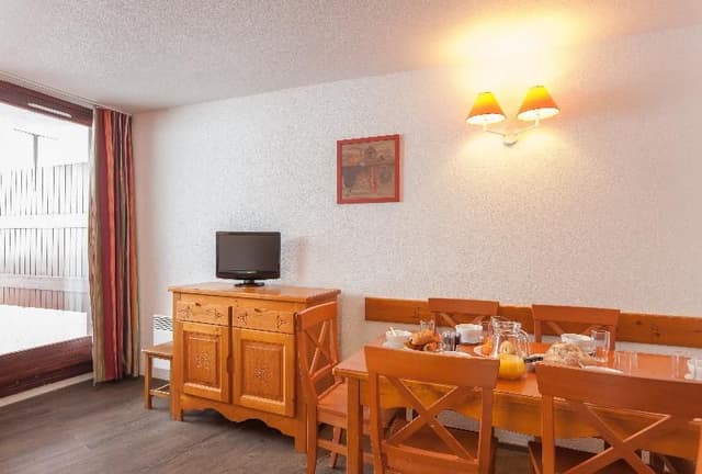APARTMENT CAPACITY 6