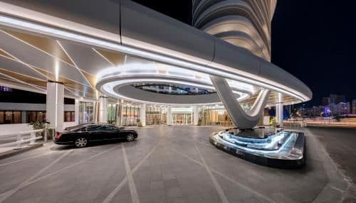 Penthouse Suite