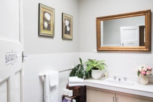 Budget Double Room with Shared Bathroom