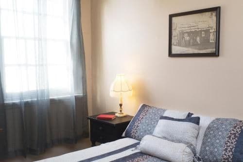 Budget Double Room with Shared Bathroom