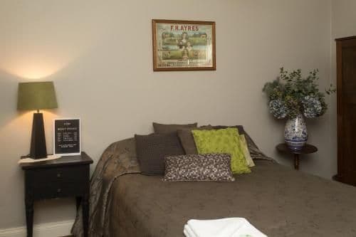 Queen Room with Shared Bathroom