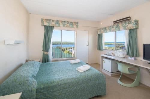 Queen Room with River View
