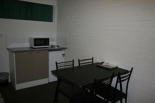 Family Room with 1 Queen and 2 Single Beds