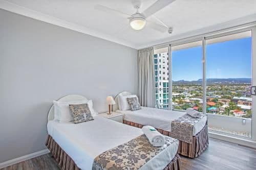Superior Two-Bedroom Apartment with Aircon & Ocean View