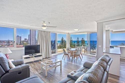 Superior Two-Bedroom Apartment with Aircon & Ocean View