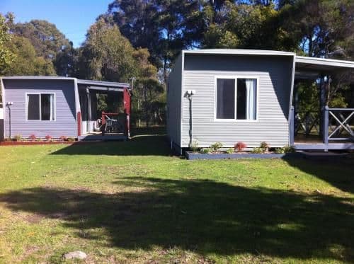 Cabin with Shared Bathroom