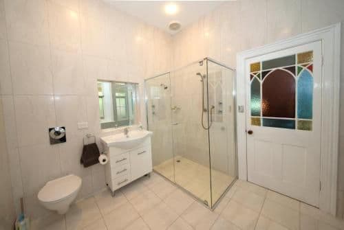 Deluxe Queen Suite with Outdoor Spa