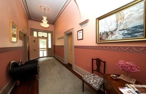 Deluxe Queen Suite with Outdoor Spa