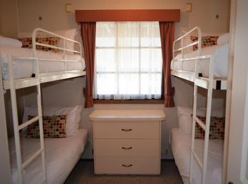 Pioneer Two-Bedroom Cottage with River View