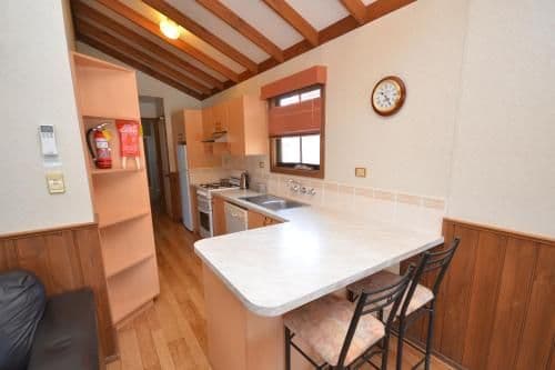 Pioneer Two-Bedroom Cottage with River View