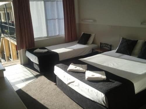 Standard Queen Room