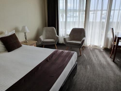 Superior King Room - Waterfront 