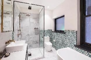 Room #382265924