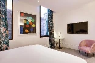 Room #382265924