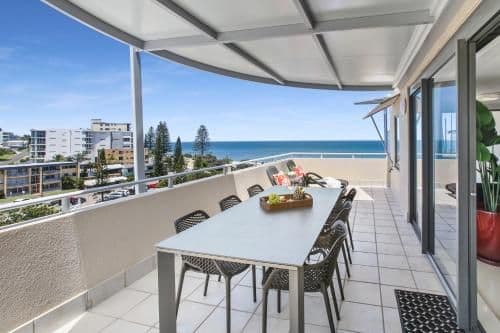 Three-Bedroom Penthouse Apartment