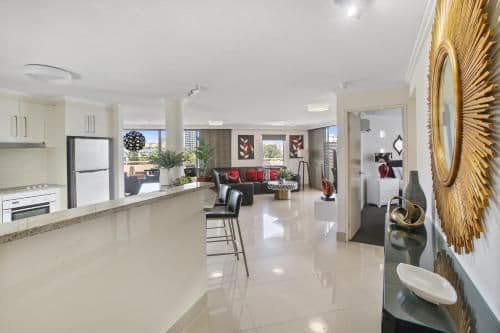 Three-Bedroom Penthouse Apartment