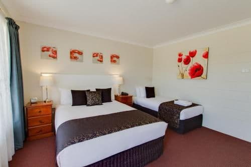 Queen and Single Room