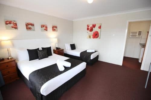 Queen and Single Room
