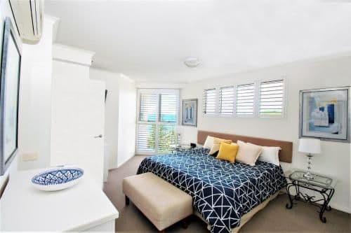Three-Bedroom Apartment with Ocean View