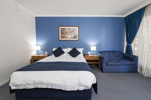 Standard Queen Room