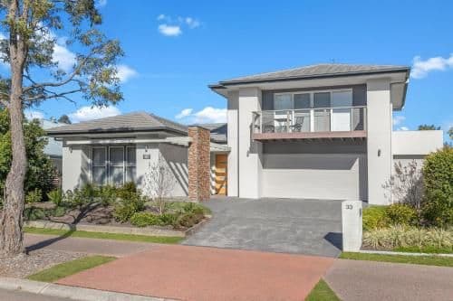 Four-Bedroom Holiday Home