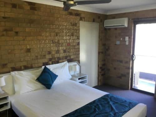 Twin Room with Kitchenette