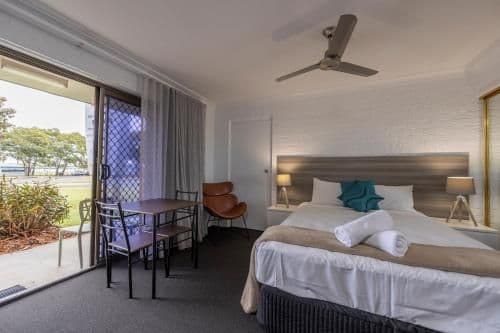 Twin Room with Kitchenette