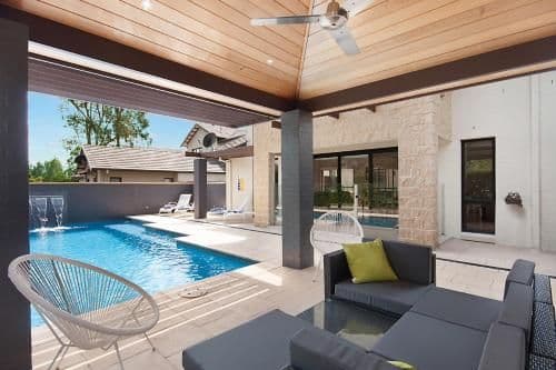 Four-Bedroom Holiday Home
