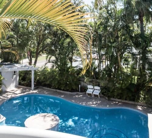 Deluxe Two-Bedroom Apartment with Garden View