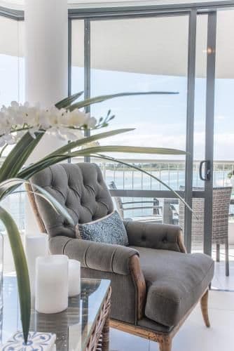Luxury Two-Bedroom Apartment - Water Front