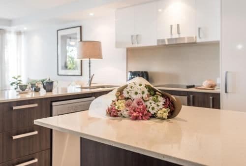 Deluxe Three-Bedroom Townhouse - Waterfront