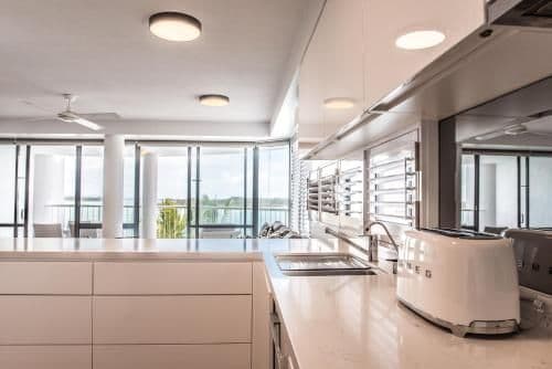Deluxe Two-Bedroom Apartment - Water Front