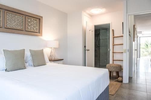 Deluxe Two-Bedroom Apartment with Garden View