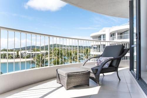 Luxury Two-Bedroom Apartment - Water Front