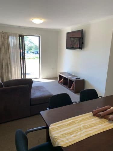Deluxe Two-Bedroom Apartment