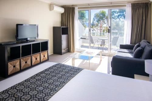 Studio Apartment