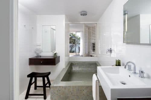 Luxury Suite with Sea and Pools Views