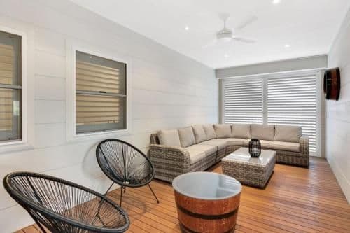 Five-Bedroom Holiday Home