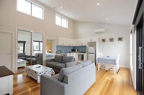 Deluxe Two-Bedroom Apartment