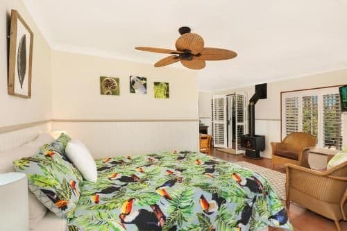 Deluxe Queen Suite