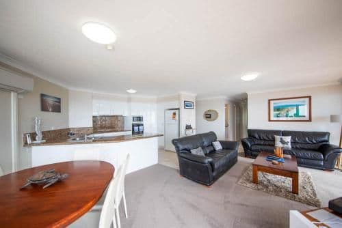 Two-Bedroom Deluxe Apartment - High Floor