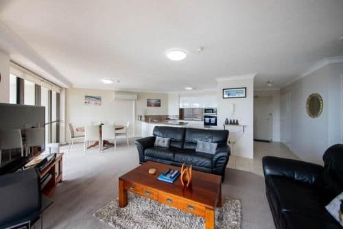 Two-Bedroom Deluxe Apartment - High Floor