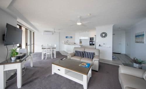 Two-Bedroom Deluxe Apartment - High Floor